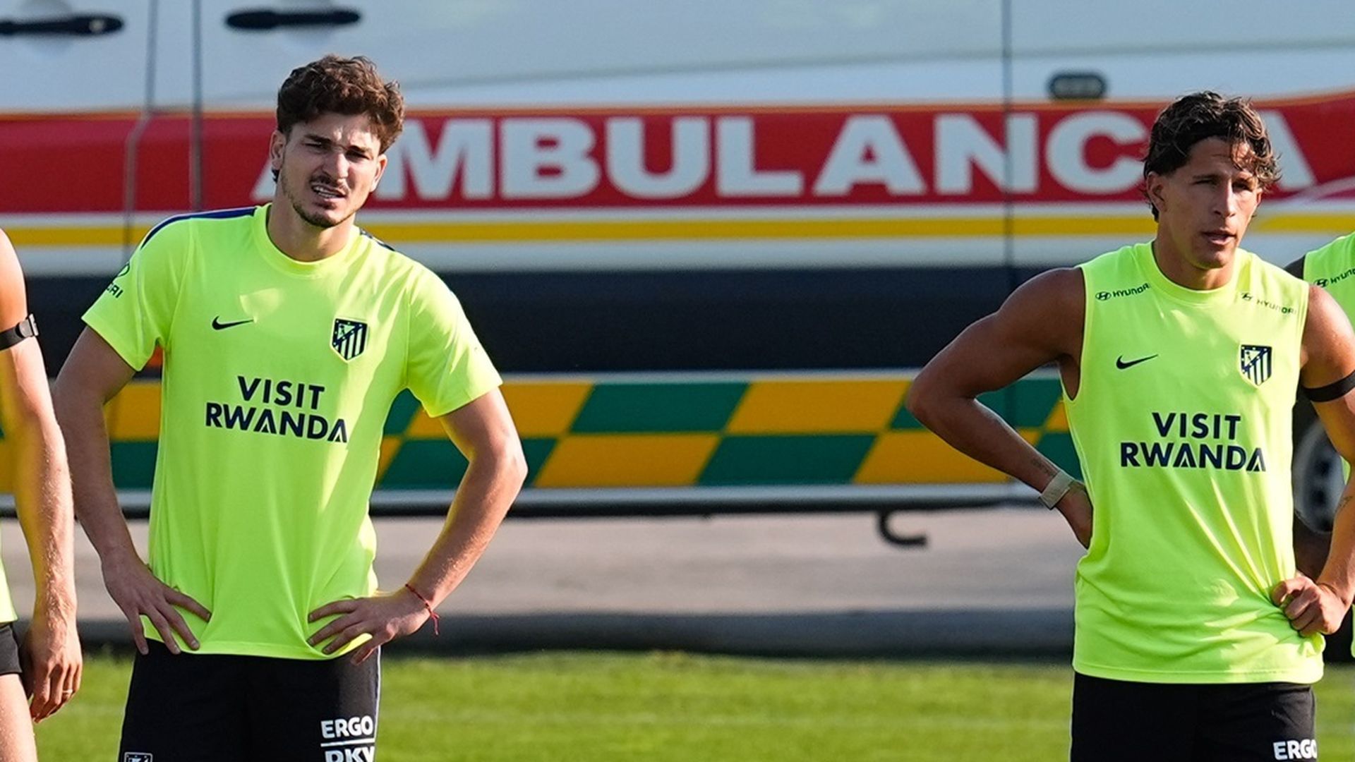 Julián Álvarez y Giuliano Simeone entrenan con el Atlético de Madrid
