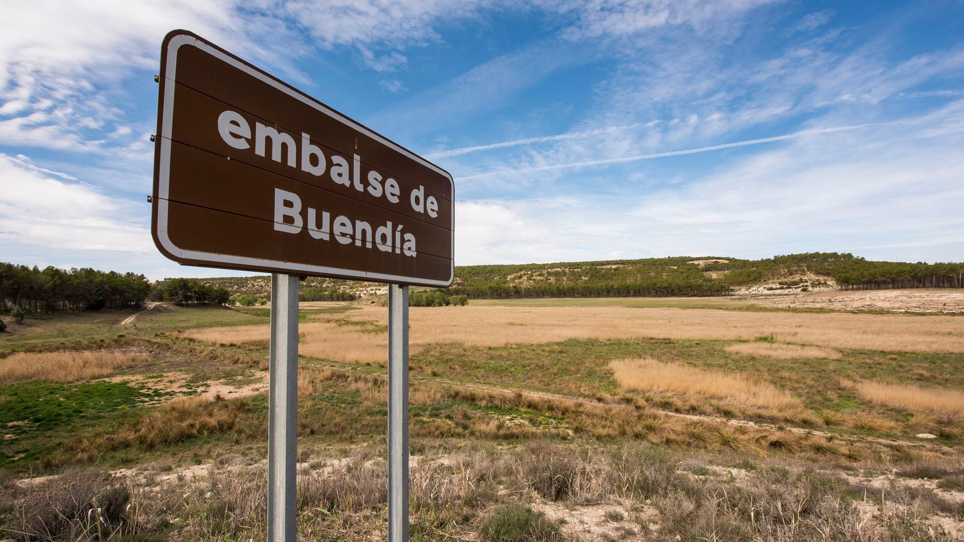 Muere un hombre atropellado por su propio vehículo en el embalse de Buendía Muere un hombre atropellado por su propio vehículo en el embalse de Buendía