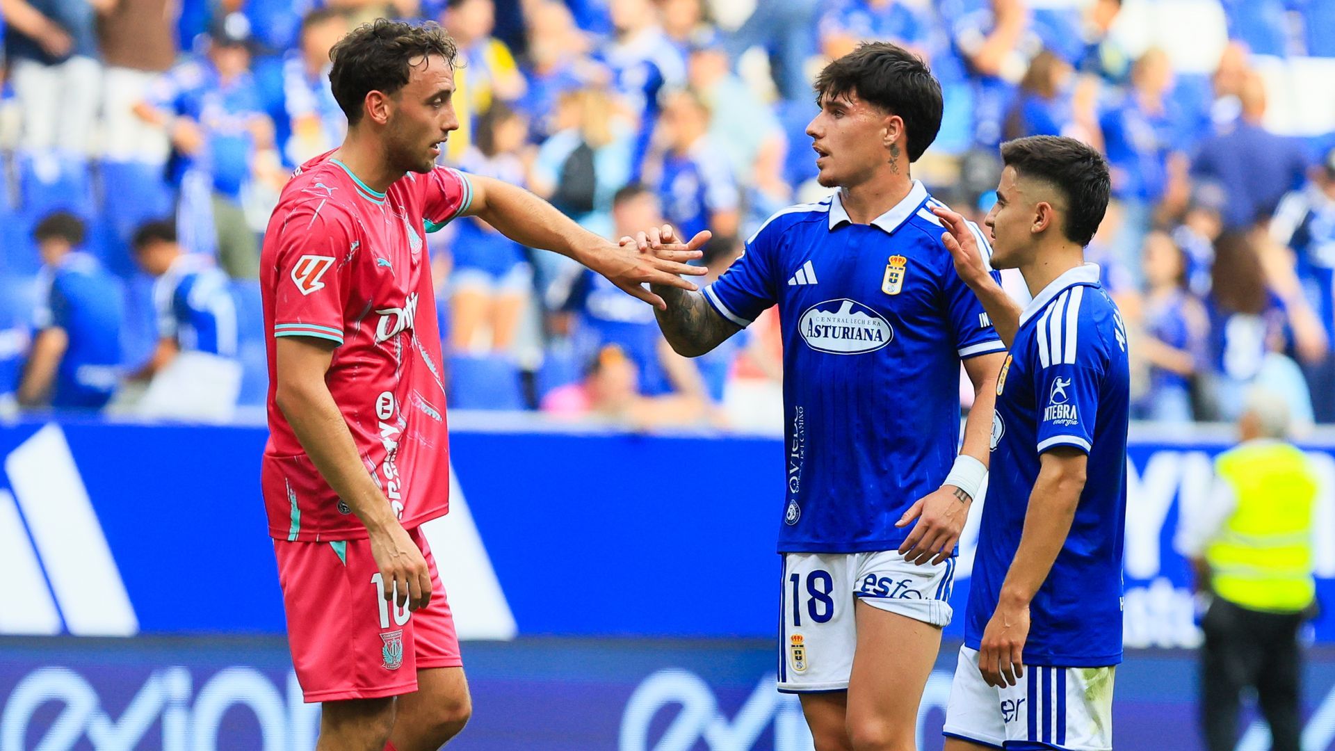 Víctor Mingo, durante un partido con el Real Oviedo. Víctor Mingo, durante un partido con el Real Oviedo.
