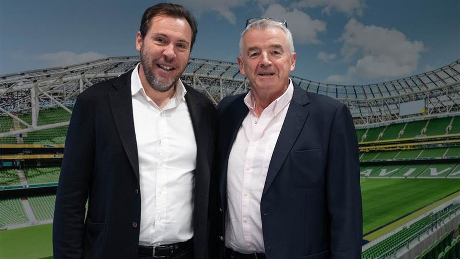 El ministro de Transportes y Movilidad Sostenible, Óscar Puente (i), y el consejero delegado de Ryanair, Michael O'Leary (d), en una foto de archivo de 2024 El ministro de Transportes y Movilidad Sostenible, Óscar Puente (i), y el consejero delegado de Ryanair, Michael O'Leary (d), en una foto de archivo de 2024