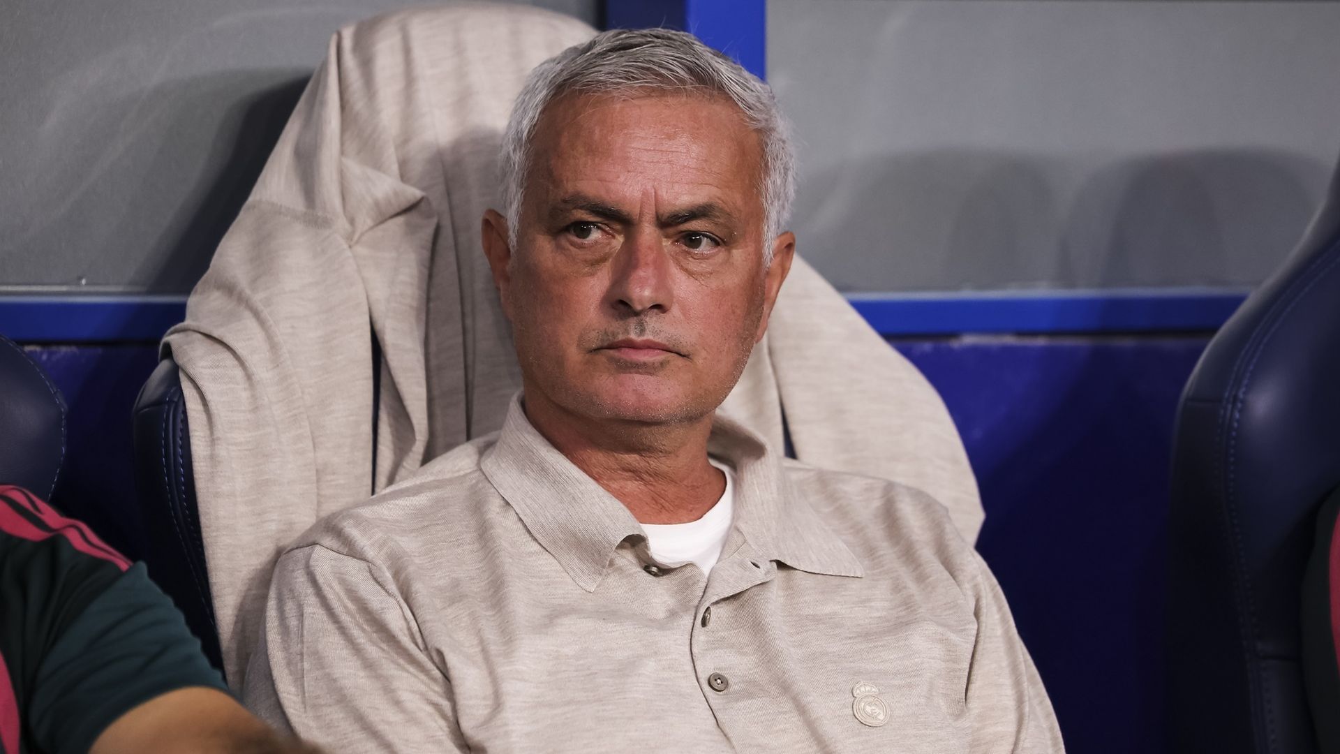 José Mourinho en el banquillo durante el Espanyol - Real Madrid de la jornada 2
