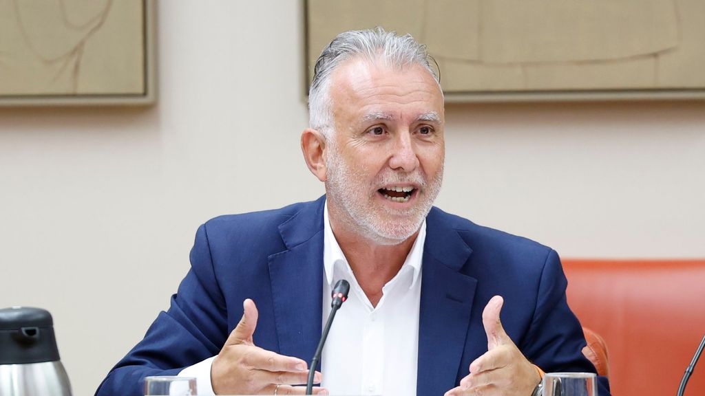 Ángel Víctor Torres condena los ataques a migrantes en Ceuta y pide a PP y Vox que se sumen a la "no violencia"