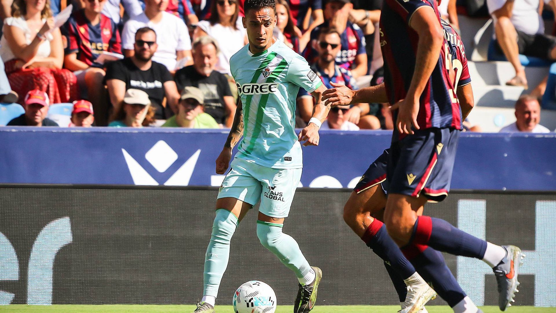 Antony, en el último Levante - Betis Antony, en el último Levante - Betis