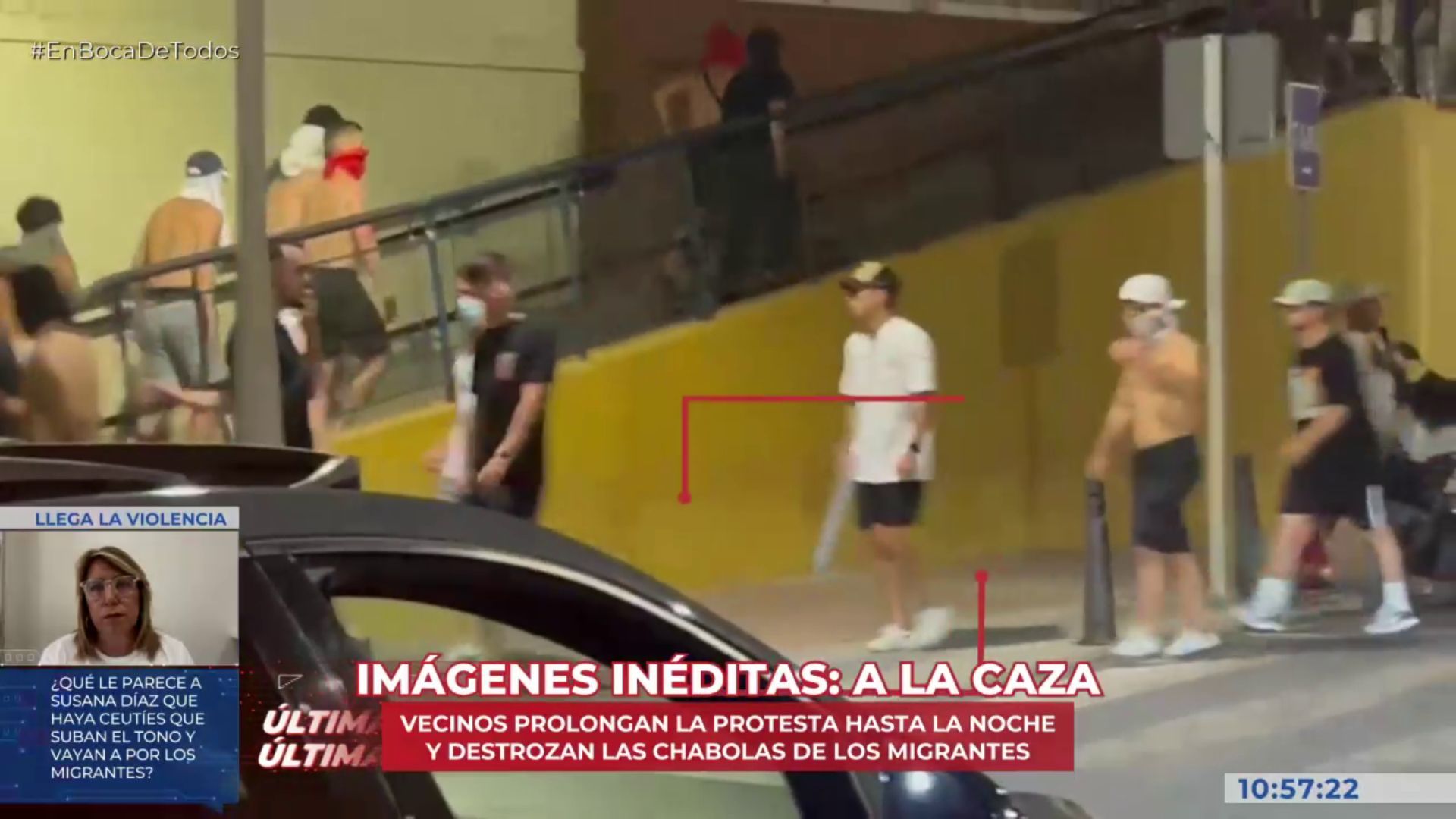 Ceutíes encapuchados y armados con palos y gas pimienta salen a la caza de migrantes_ las imágenes inéditas Ceutíes encapuchados y armados con palos y gas pimienta salen a la caza de migrantes_ las imágenes inéditas