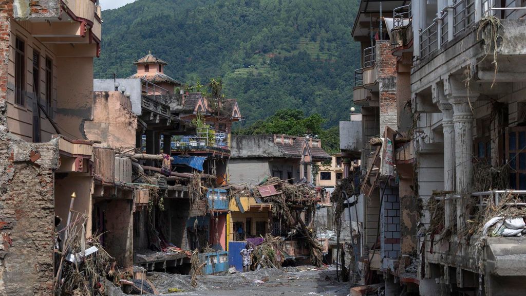 El devastador efecto GLOF que explica la trágica riada de Nepal: inundación por vaciamiento repentino de un lago glacial