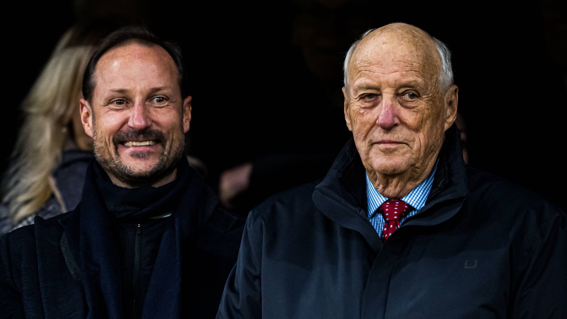 El rey Harald de Noruega y su hijo Haakon en una imagen de archivo