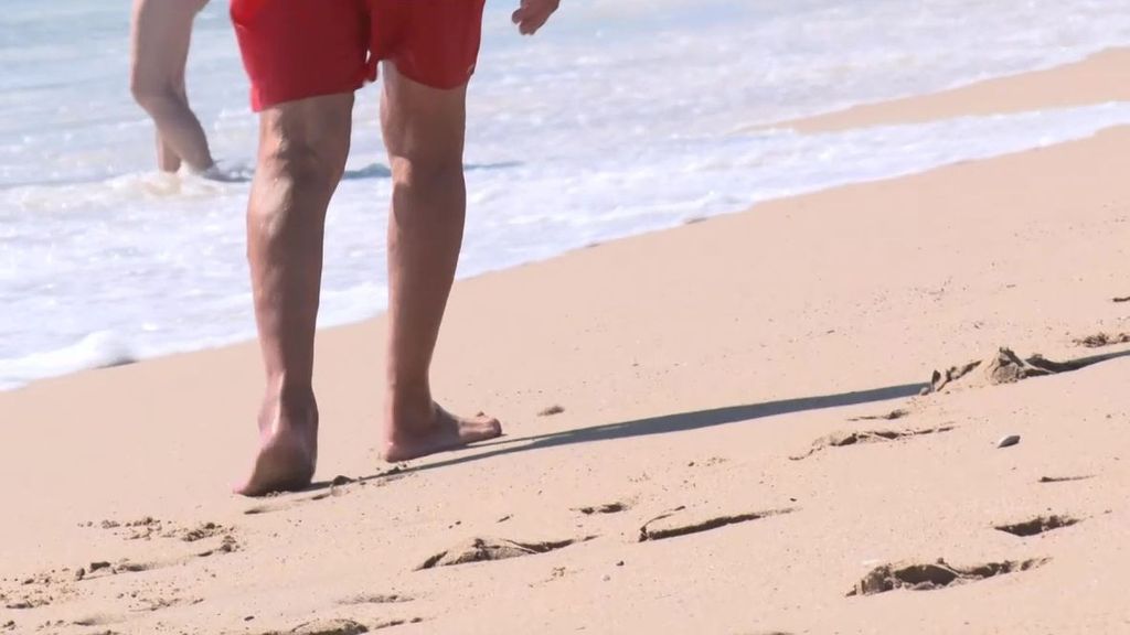 Las ventajas y beneficios para nuestra salud contados por quienes practican el 'grounding'