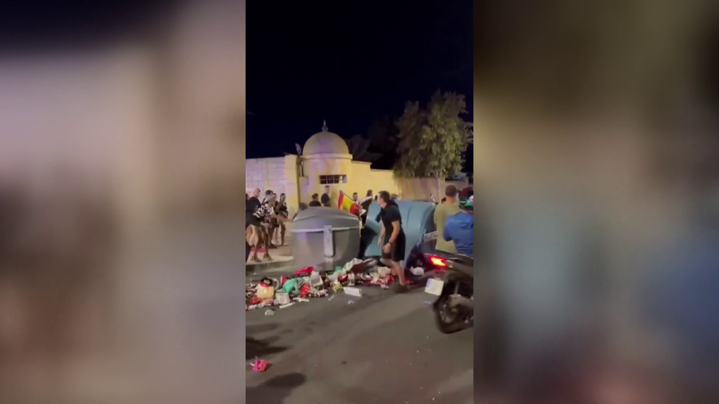 Noche de altercados y tensión en Ceuta al término de una manifestación contra la gestión de la crisis: el Gobierno regional llama a la calma