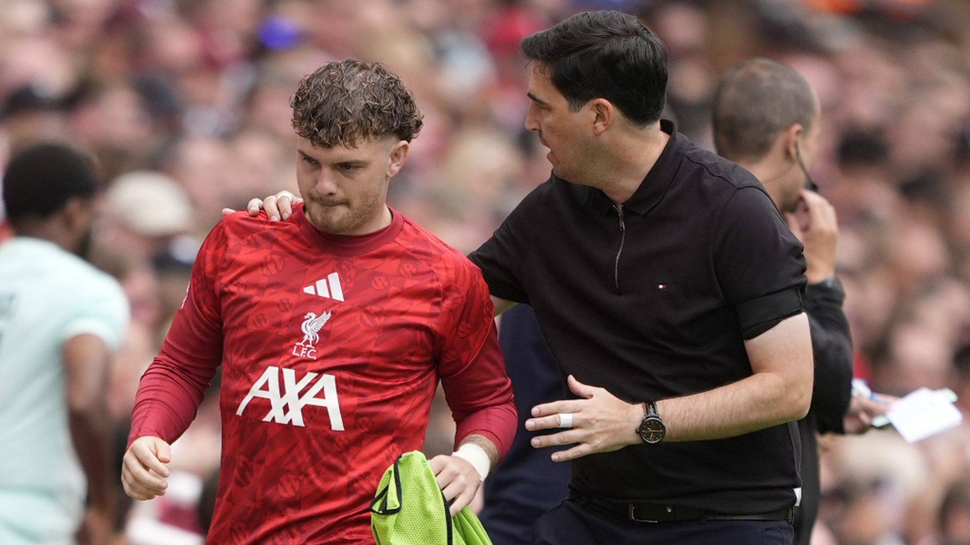 Harvey Elliot, con Andoni Iraola