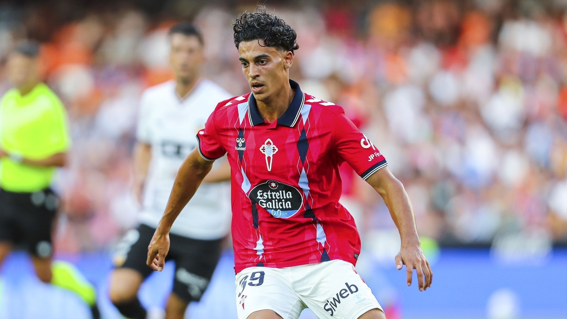 Jones El-Abdellaoui durante el Valencia - Celta de la jornada 2 Jones El-Abdellaoui durante el Valencia - Celta de la jornada 2