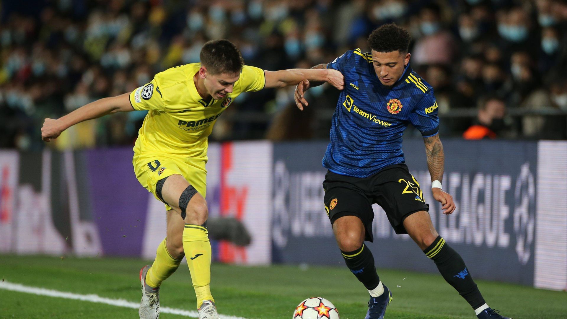 Juan Foyth y Jadon Sancho, en un pasado Villarreal-Manchester United Juan Foyth y Jadon Sancho, en un pasado Villarreal-Manchester United