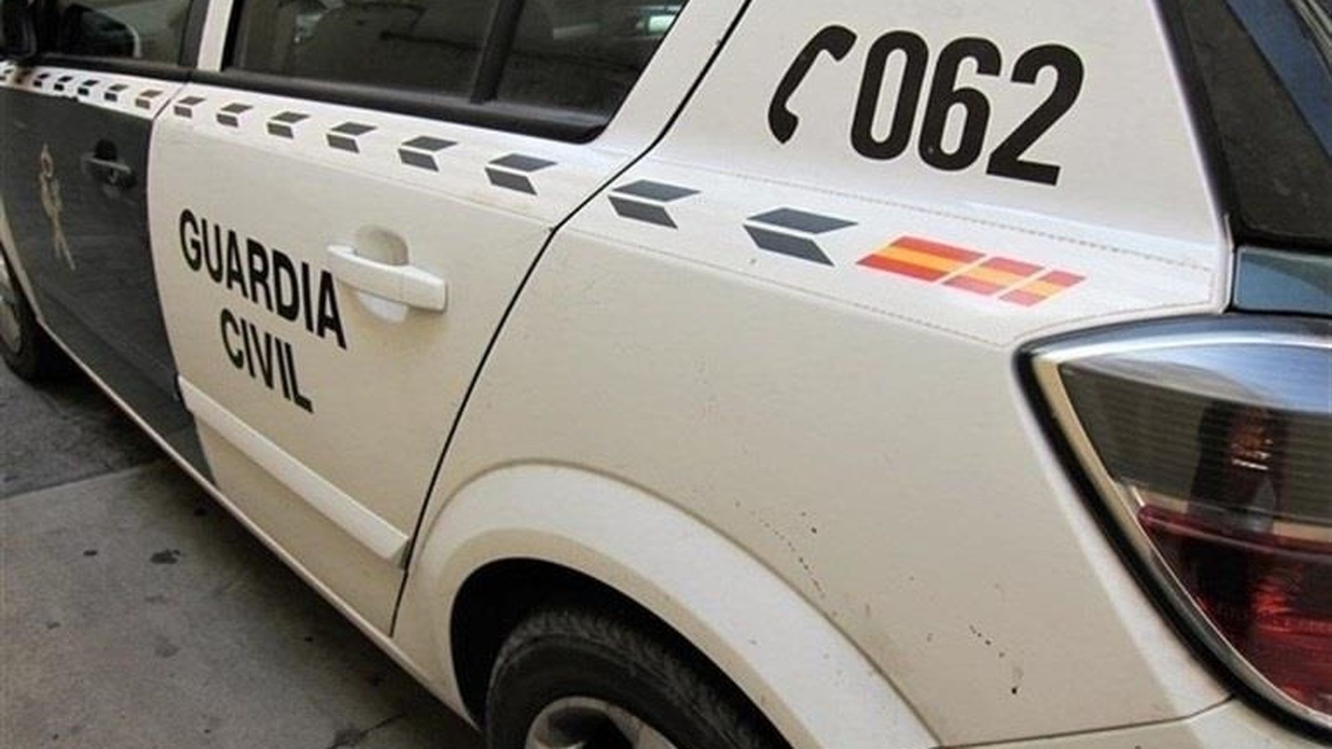 La Guardia Civil halla el cuerpo sin vida de una mujer en una tienda de campaña en Arona, en Tenerife: no se han detectado signos de violencia La Guardia Civil halla el cuerpo sin vida de una mujer en una tienda de campaña en Arona, en Tenerife: no se han detectado signos de violencia