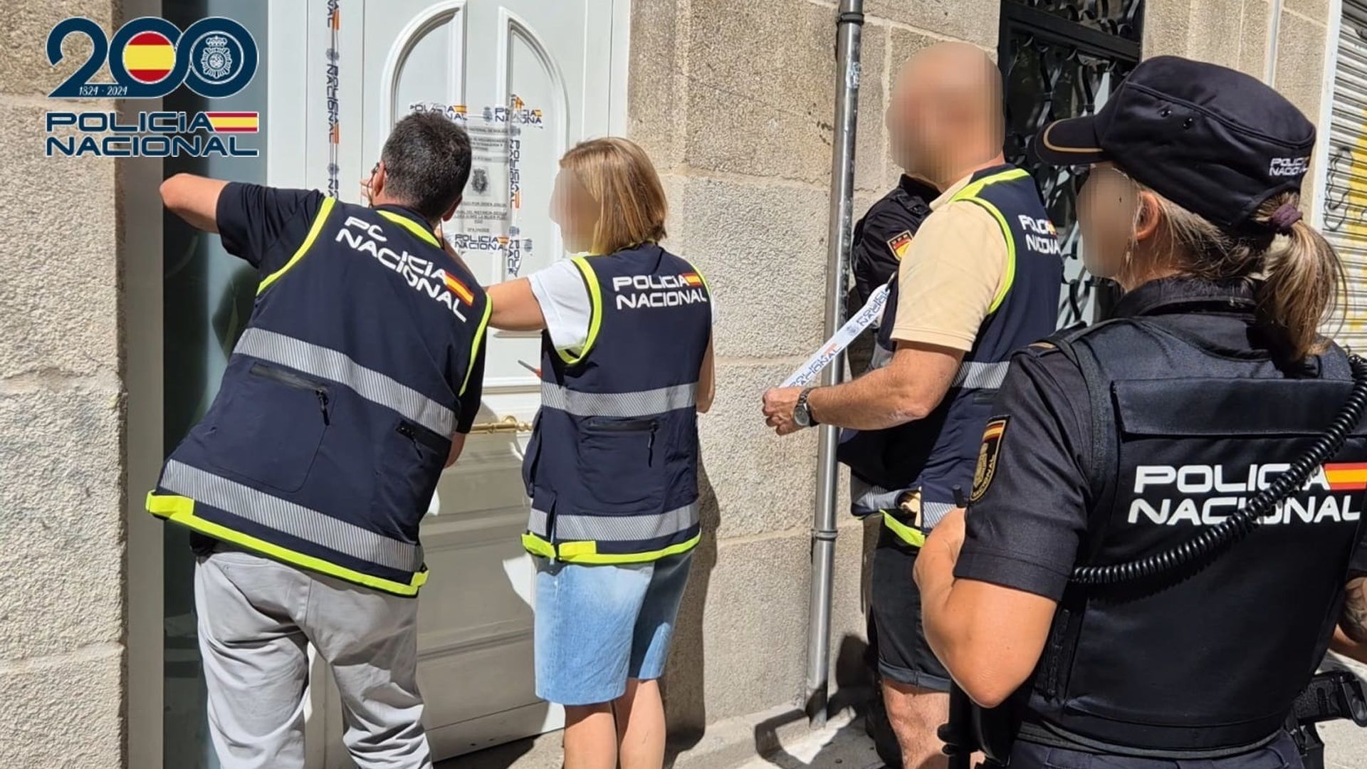 La Policía Nacional desarticula un narcopiso en Vigo donde traficaban y cocinaban droga: hay una persona detenida La Policía Nacional desarticula un narcopiso en Vigo donde traficaban y cocinaban droga: hay una persona detenida