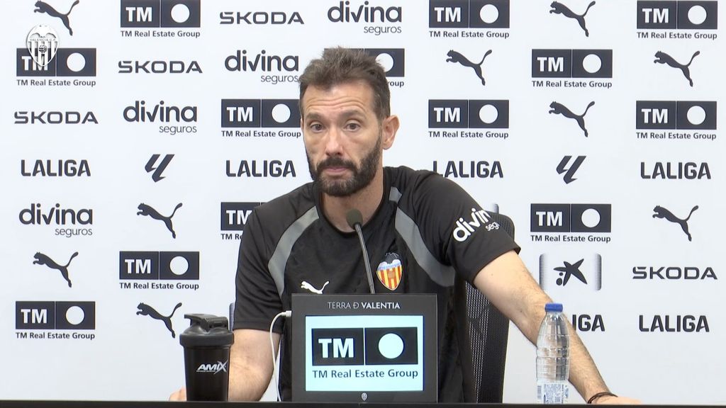 Corberán habla de las bajas, los fichajes y la vuelta de Foulquier antes del Deportivo