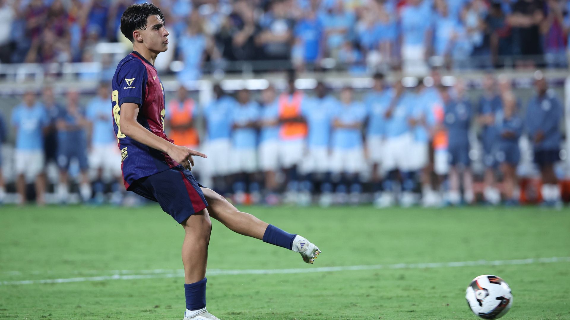 Toni Fernández, en un partido con el Barça