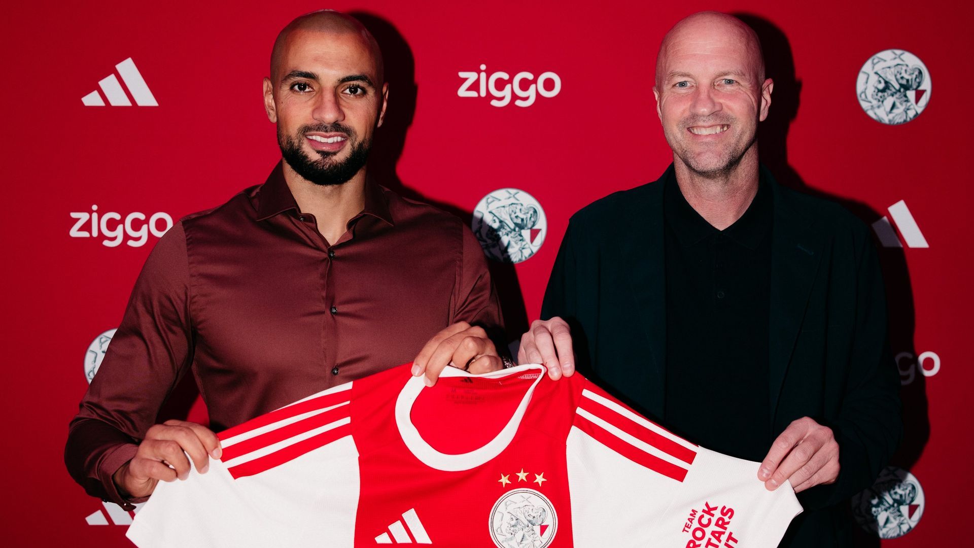Sofyan Amrabat, junto a Jordi Cruyff Sofyan Amrabat, junto a Jordi Cruyff
