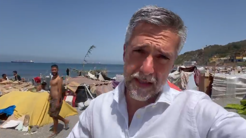 Carlos Franganillo, al ver la situación en la playa de Ceuta: "Se ha desaprovechado el mes de agosto, hay una gran inacción gubernamental"