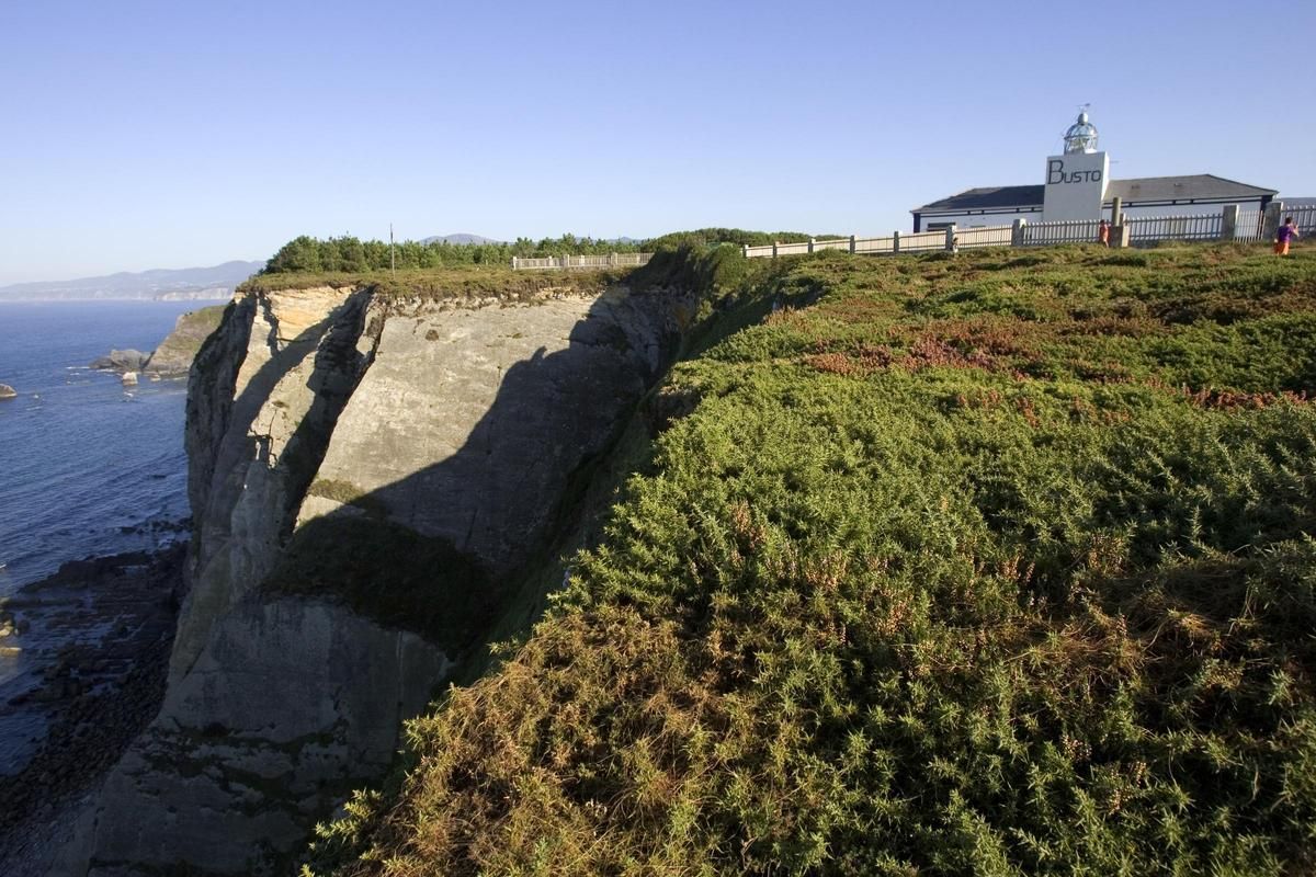 Faro de Cabo Busto