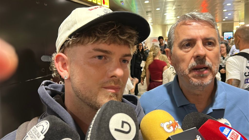 Harvey Elliott ya está en Valencia