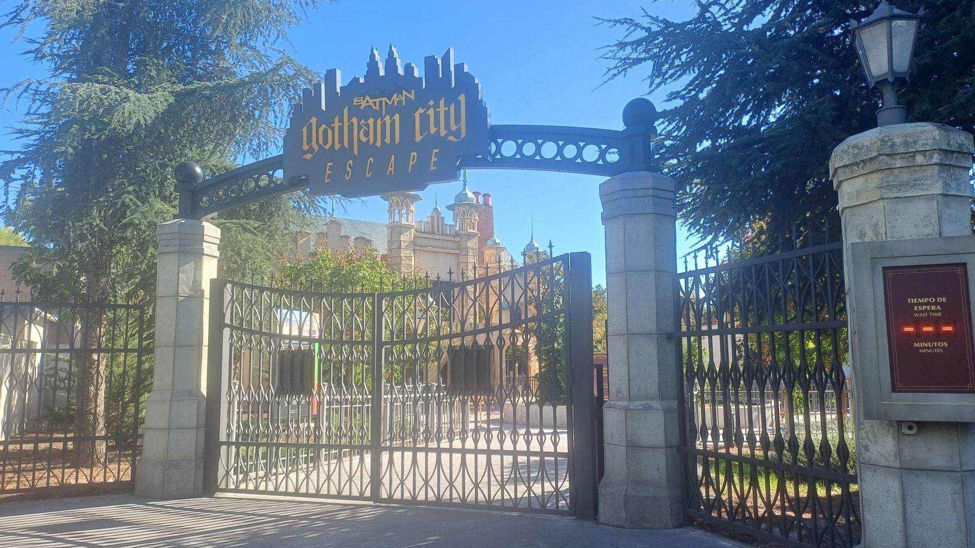 Imagen de archivo de Batman City Escape en Parque Warner