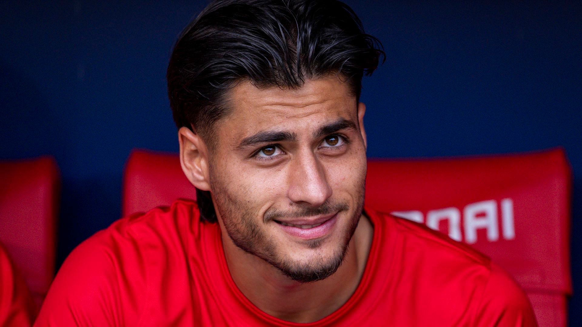 Carlos Martín en el banquillo del Atlético de Madrid