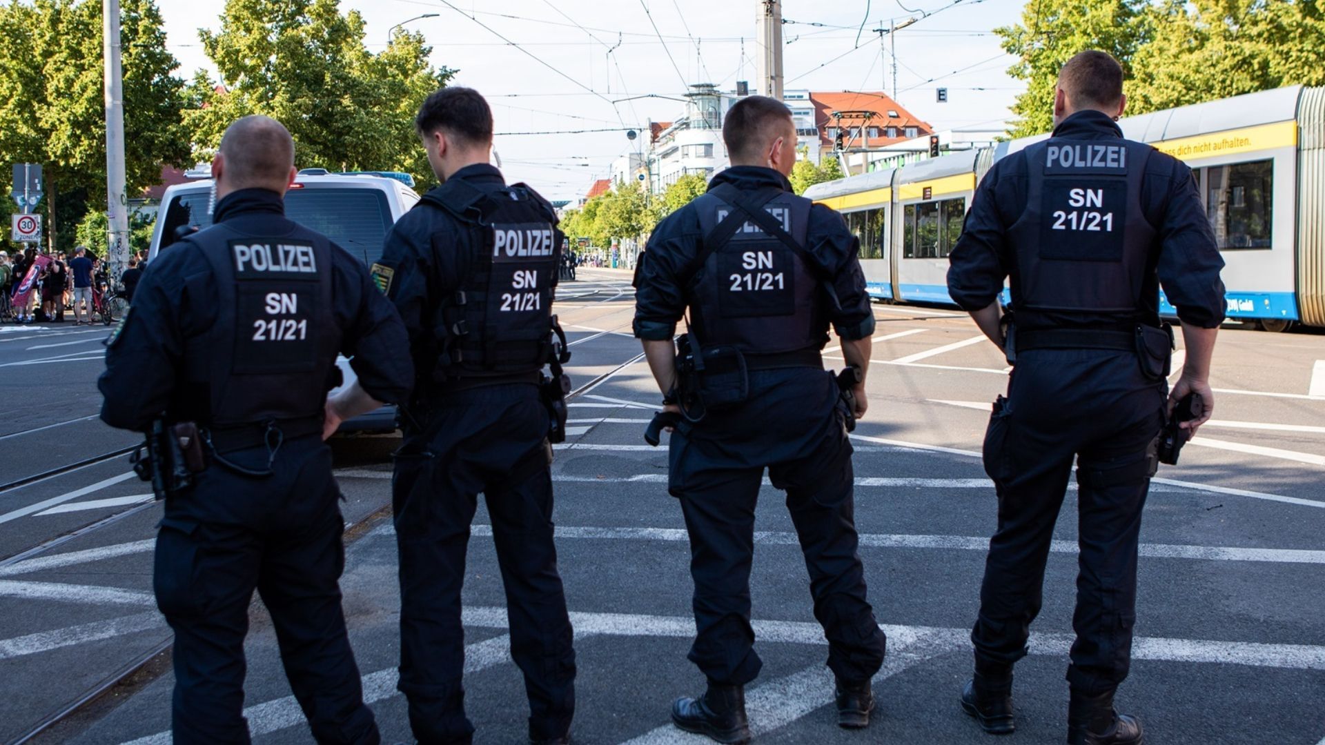 Evacuan a más de 13.000 personas en Wilhelmshaven, Alemania, por el hallazgo de una bomba de la Segunda Guerra Mundial sin detonar Evacuan a más de 13.000 personas en Wilhelmshaven, Alemania, por el hallazgo de una bomba de la Segunda Guerra Mundial sin detonar