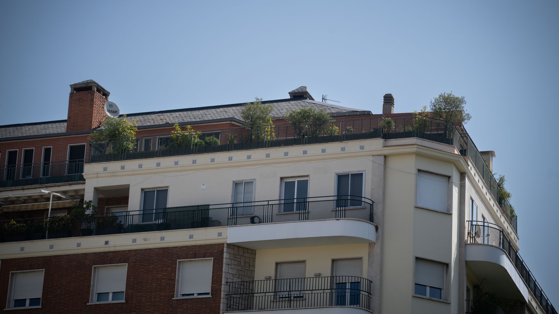 Fachada del ático en el barrio de Chamberí adquirido por la Comunidad de Madrid Fachada del ático en el barrio de Chamberí adquirido por la Comunidad de Madrid