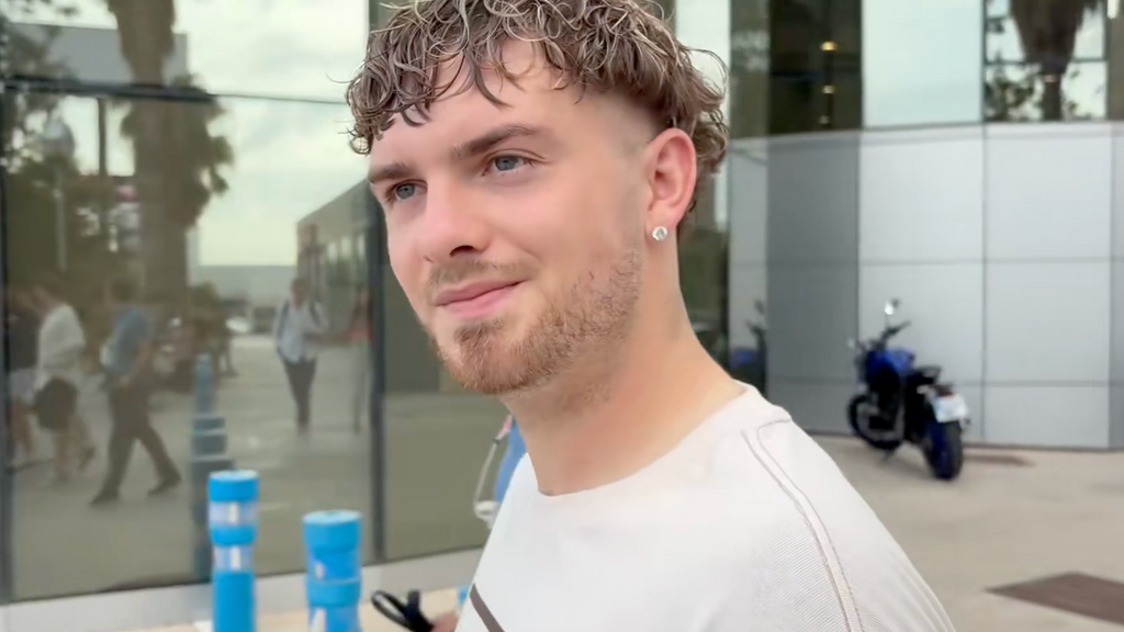 Harvey Elliott pasa el reconocimiento médico