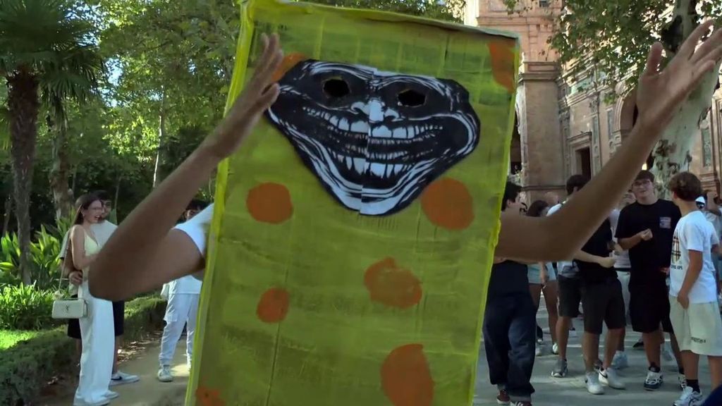 Las batallas de 'farmear aura' llegan a las plazas: "Lo importante es que los chavales se lo pasen bien"
