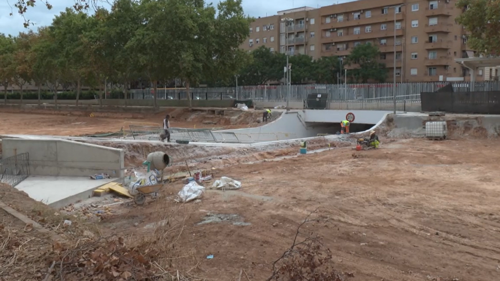 Valencia se prepara para las DANAS que podrían llegar en otoño: los barrancos siguen sin estar acondicionados para las fuertes lluvias