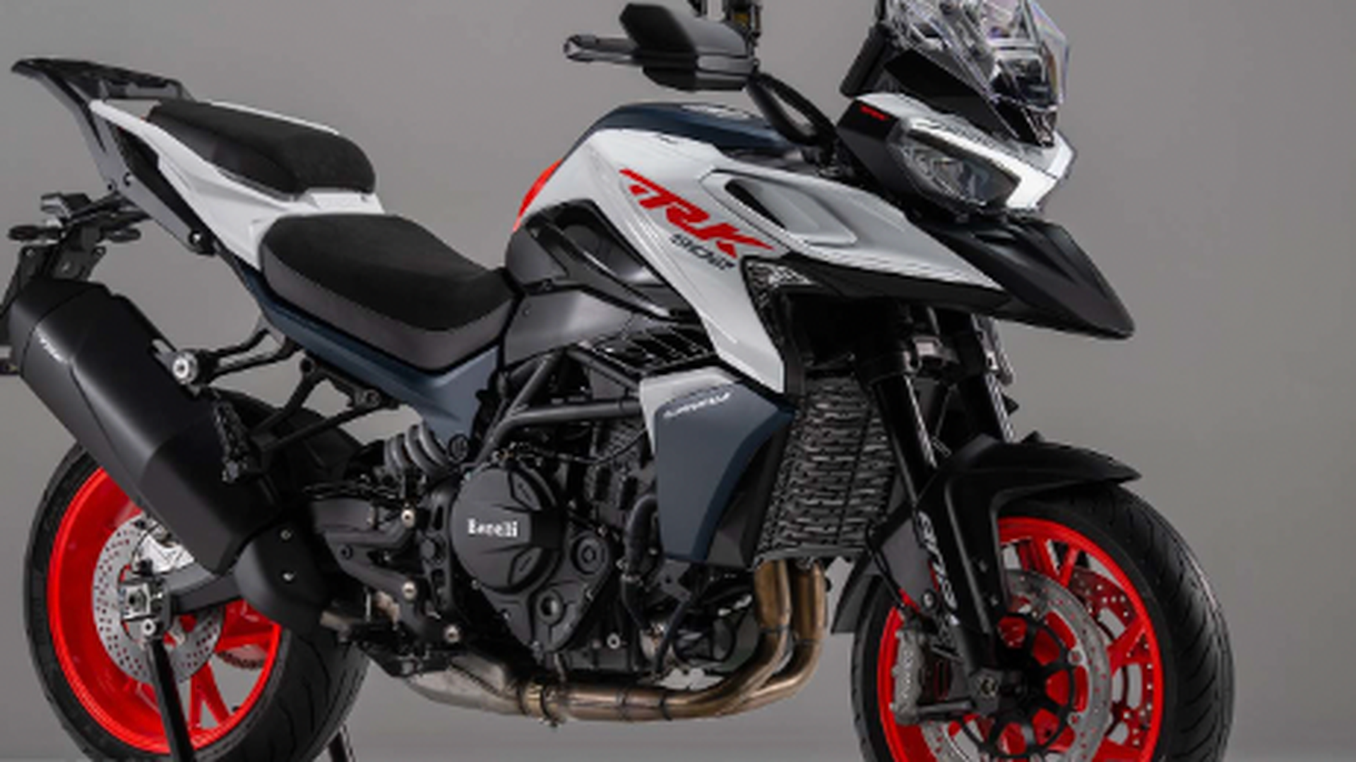 Benelli TRK 902 Stradale Benelli TRK 902 Stradale
