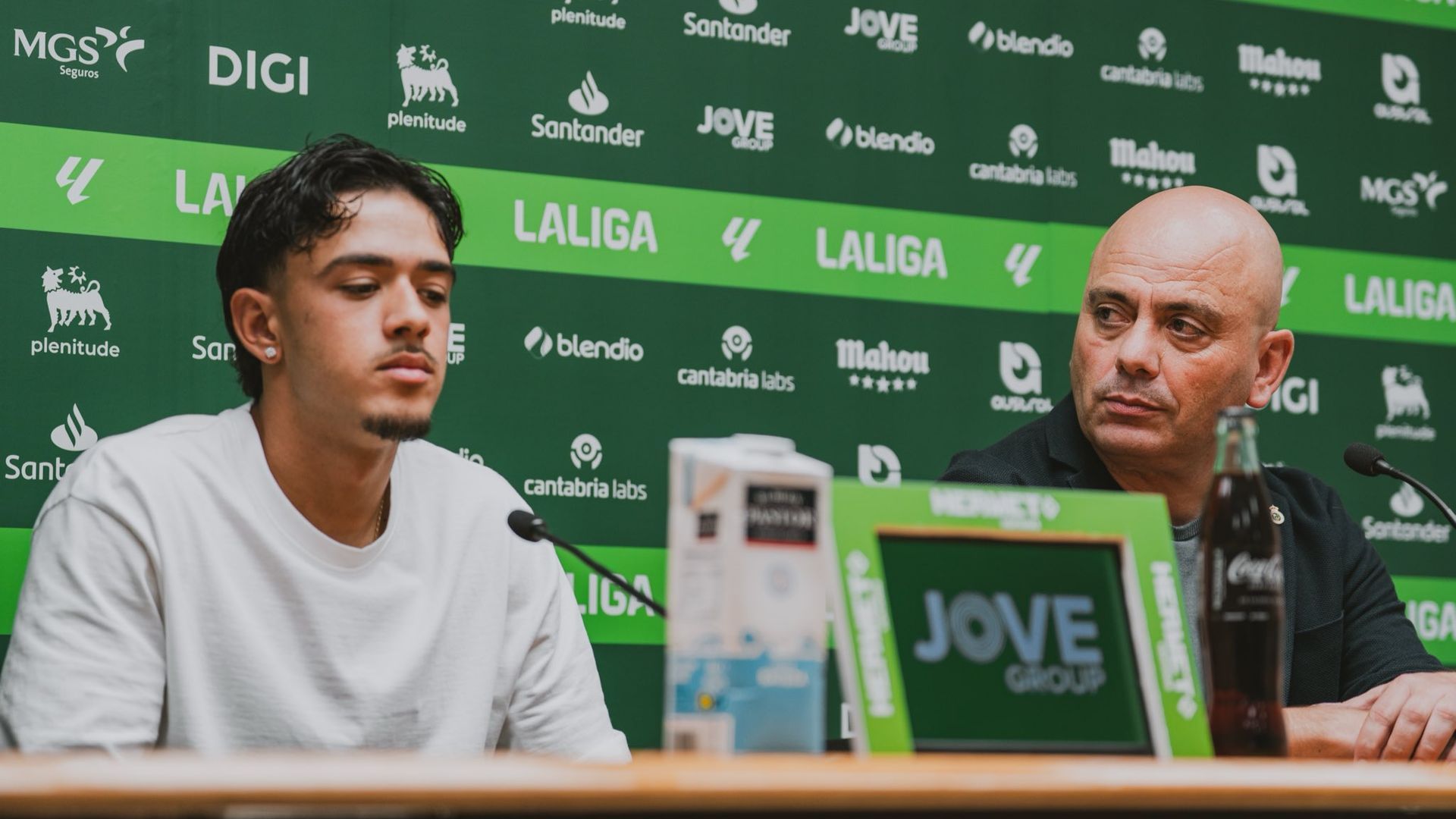 Chema Aragón junto a Iker Luque Chema Aragón junto a Iker Luque