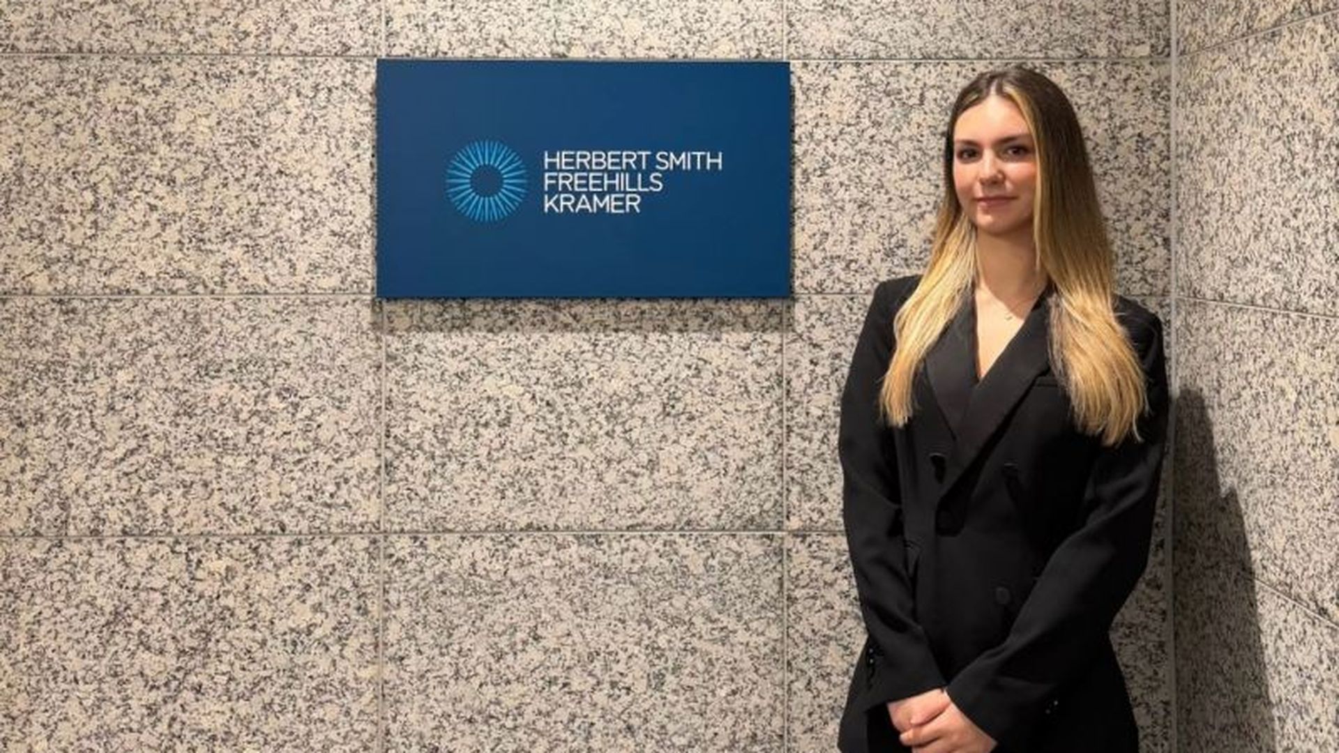Isabelle estaba estudiando la licenciatura de Derecho