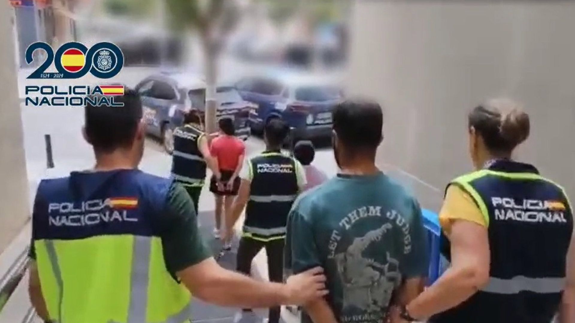 Los padres y las hermanas de la bebé fueron detenidos Los padres y las hermanas de la bebé fueron detenidos