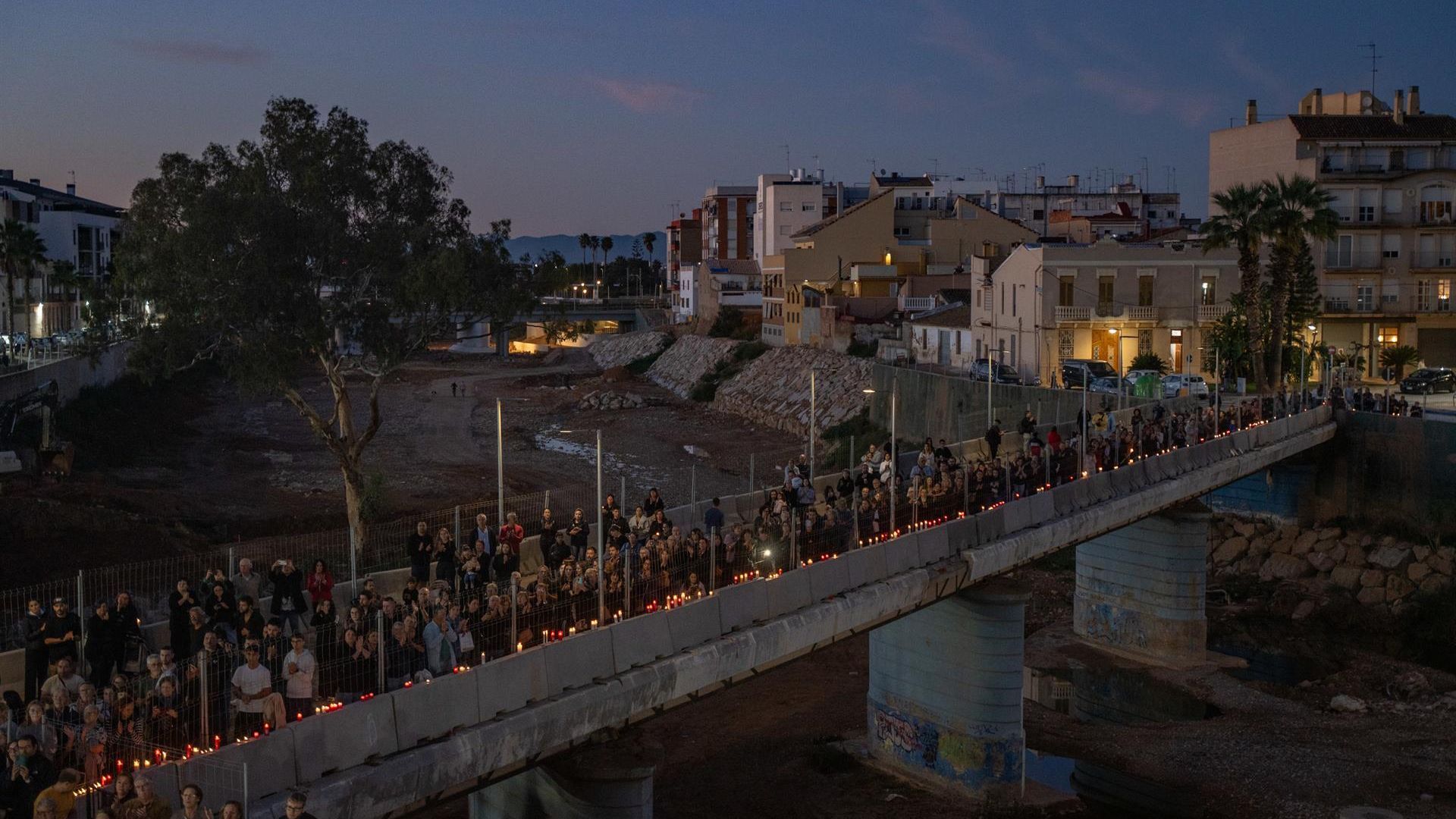 Velas por las víctimas de la DANA Velas por las víctimas de la DANA