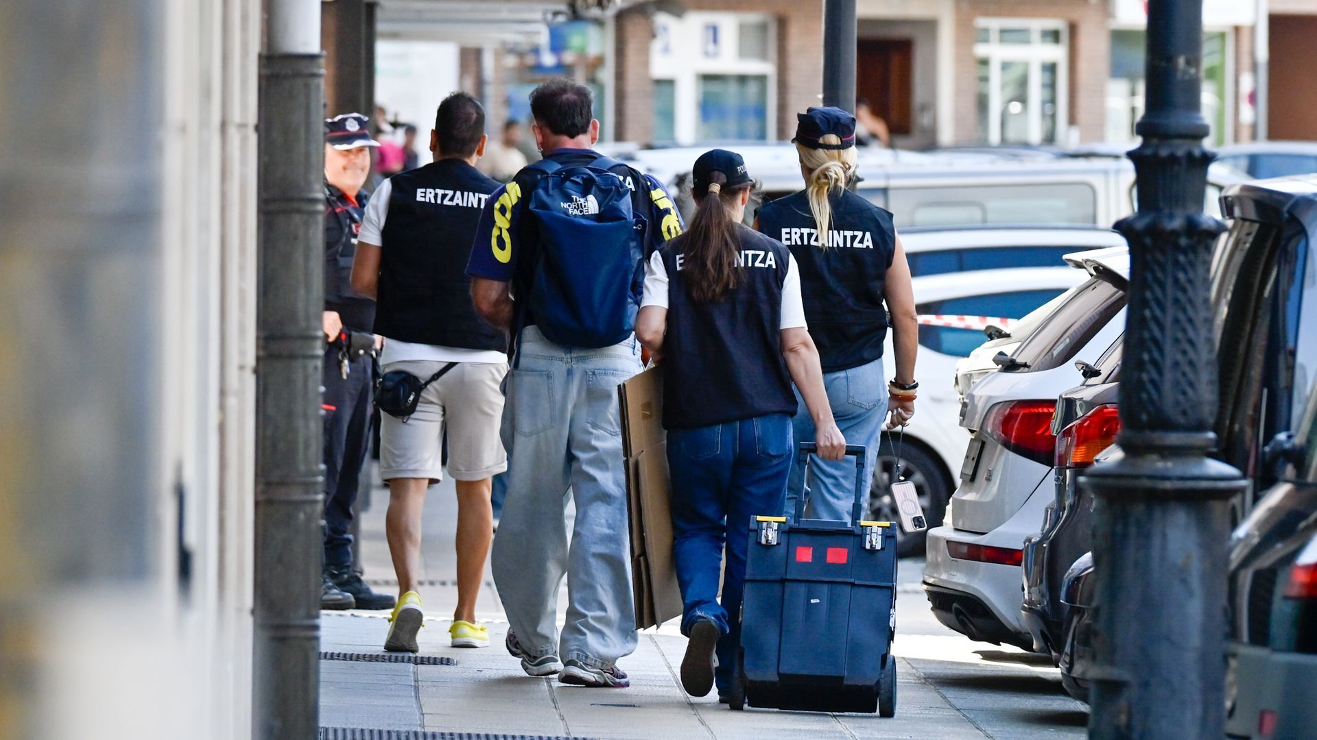 El registro en el domicilio del principal sospechoso por el asesinato de un taxista en Azpeitia