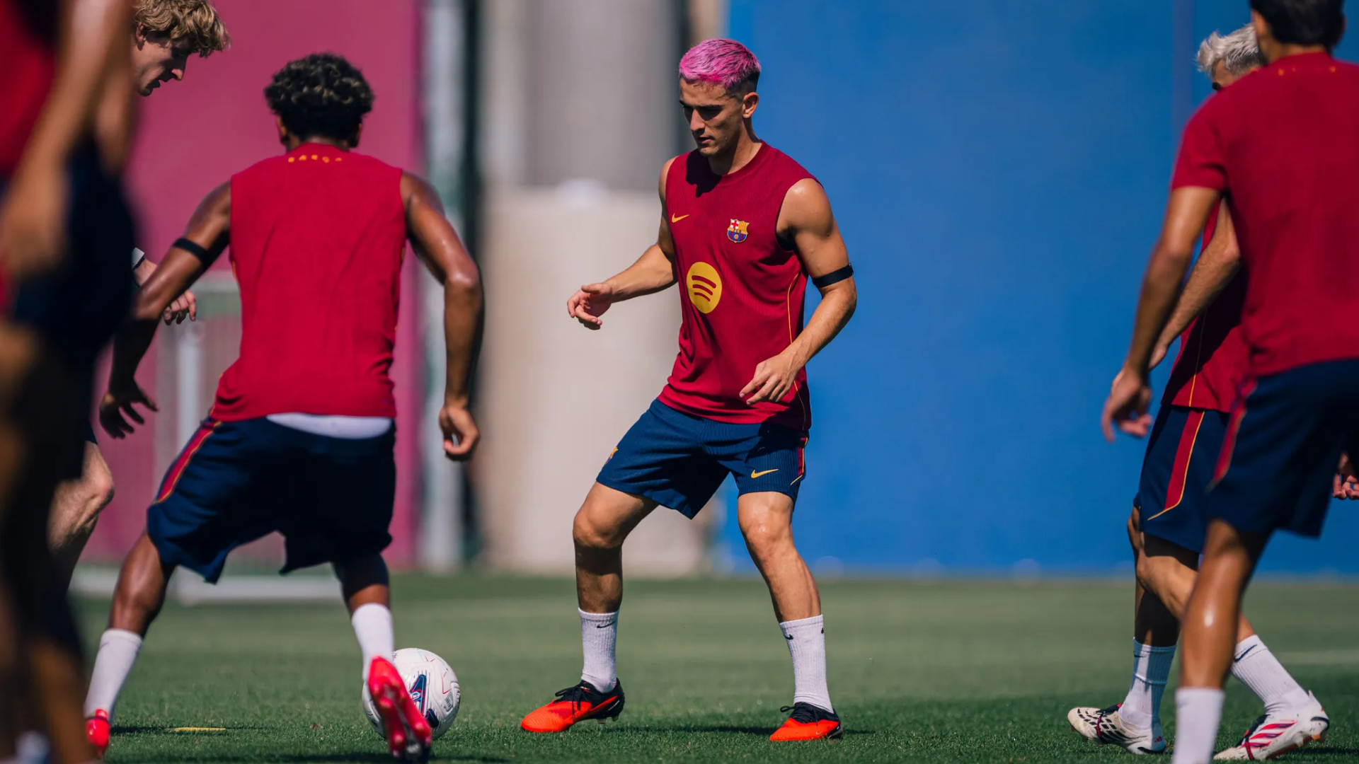 Gavi, en un entrenamiento del Barcelona Gavi, en un entrenamiento del Barcelona