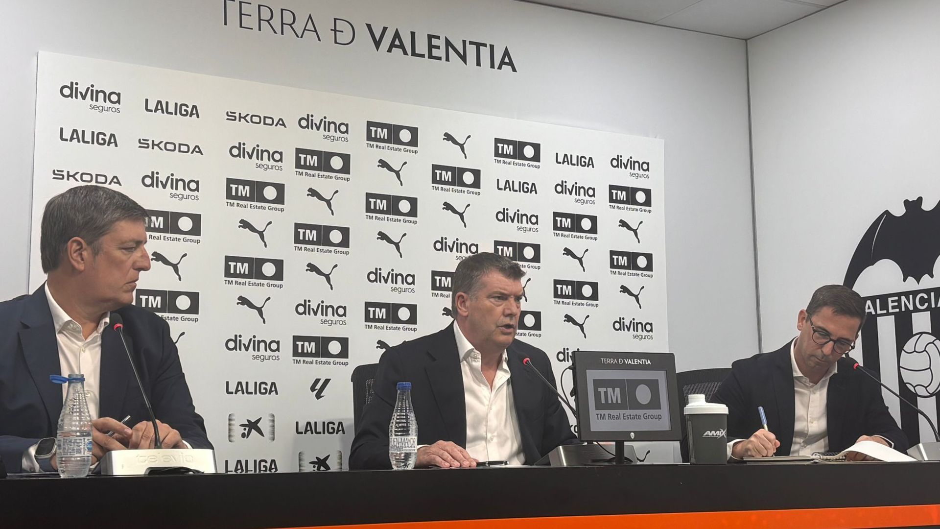 Gourlay habla de Corberán
