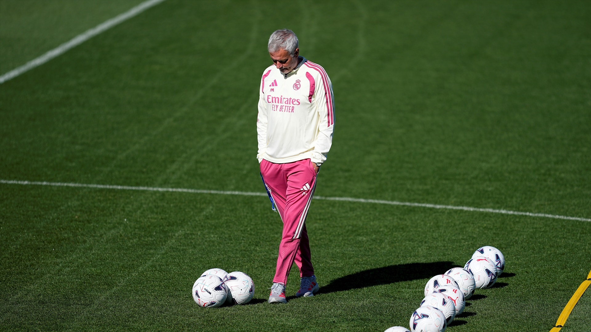 José Mourinho, en un entrenamiento del Real Madrid