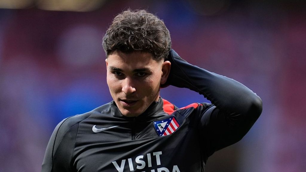 El entorno de Julián Álvarez cree que el Atleti le ofrecerá fichar por el Barça en enero porque será "una situación insostenible"