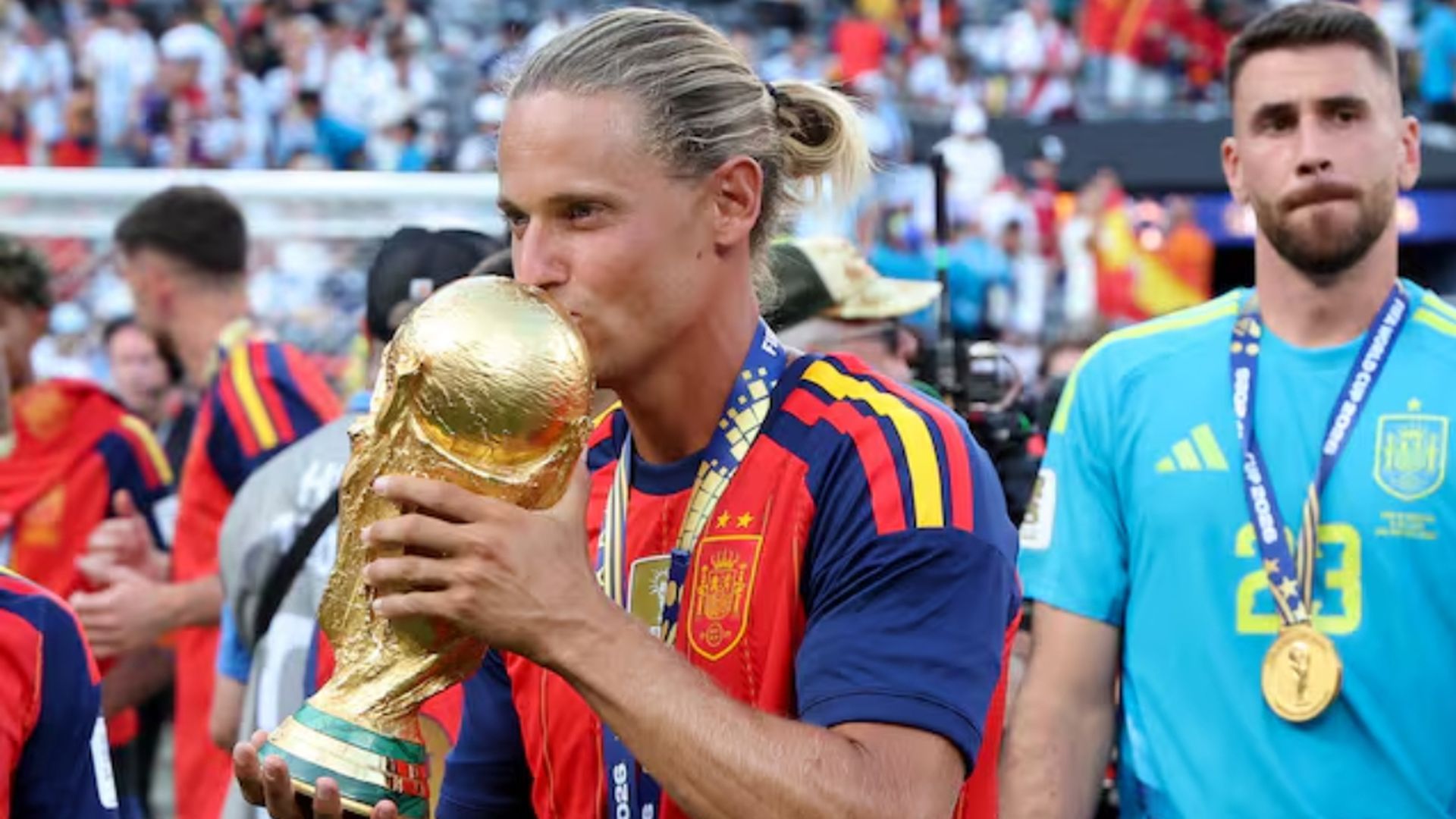 Marcos Llorente, con la Copa del Mundo Marcos Llorente, con la Copa del Mundo