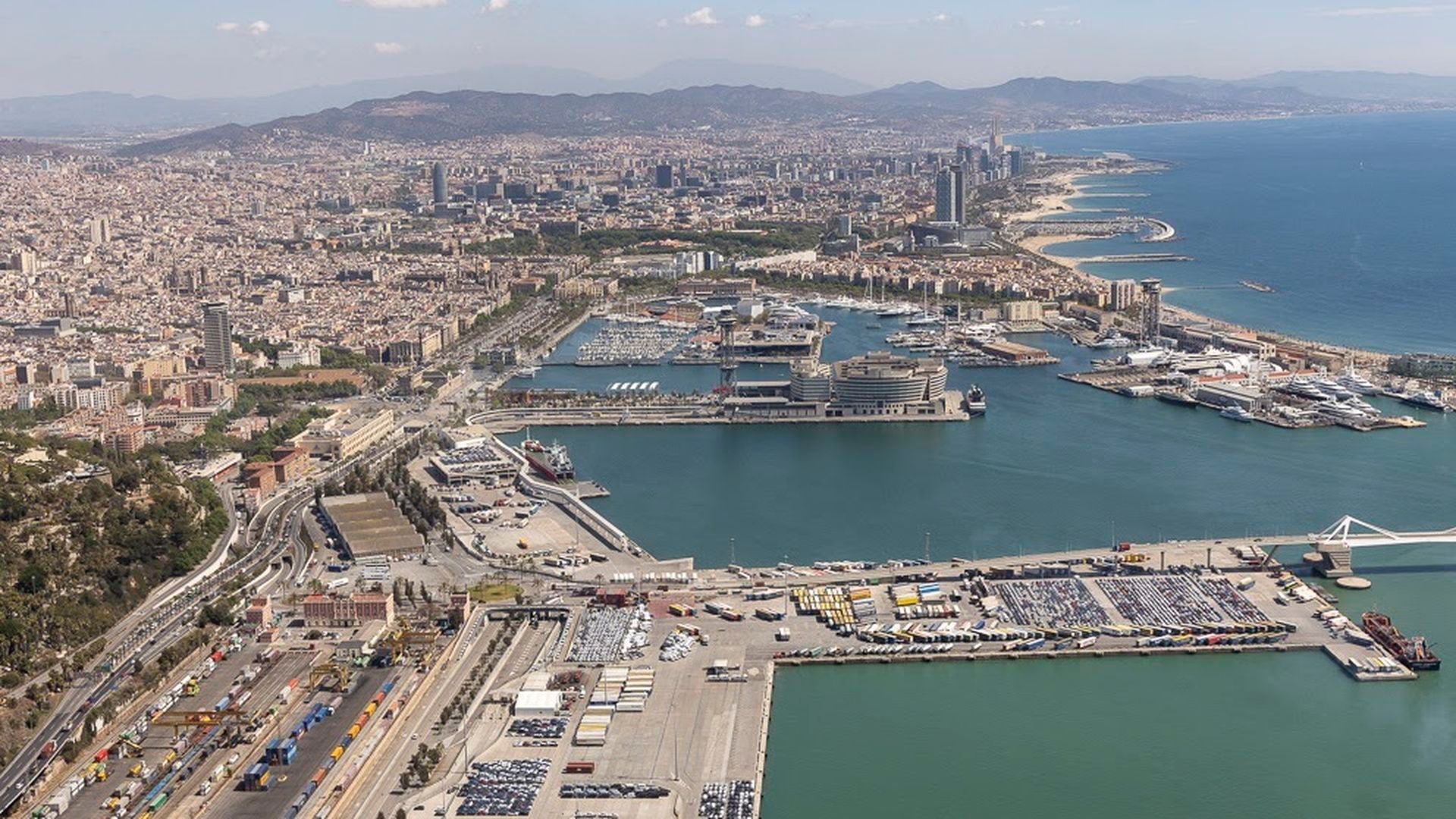 Imagen de archivo del Puerto de Barcelona Imagen de archivo del Puerto de Barcelona
