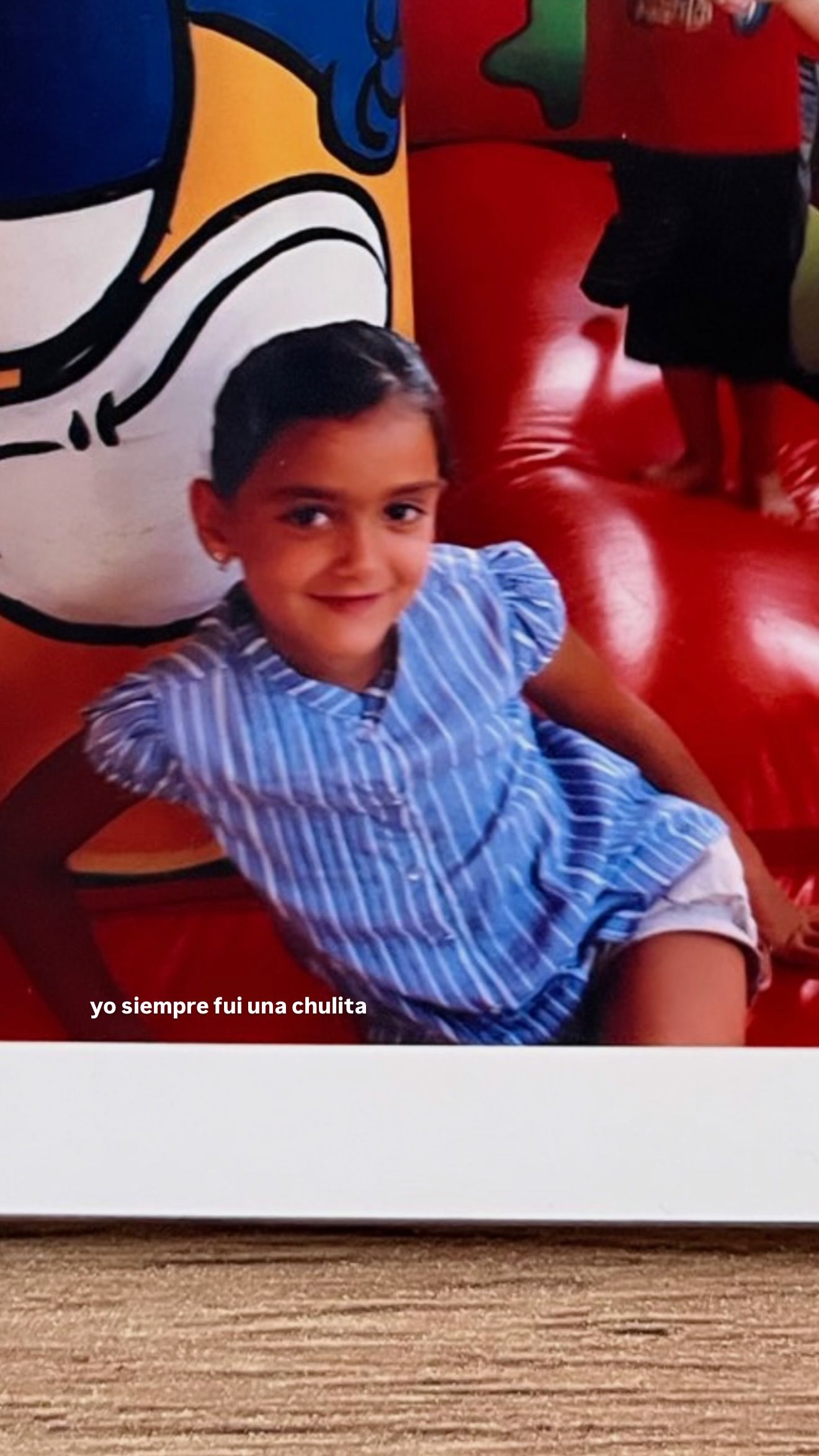 Juls Janeiro de niña