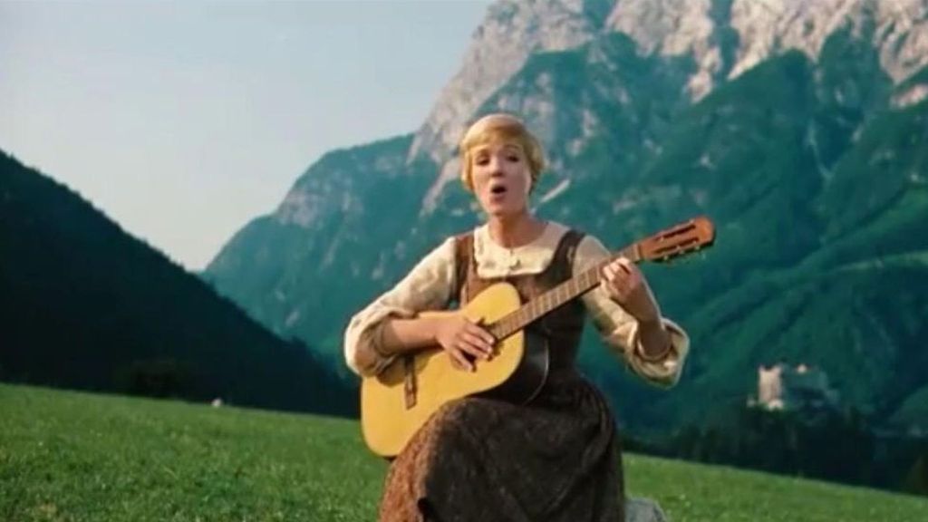 La legendaria Julie Andrews se retira a sus 90 años: la institutriz irrepetible convertida en leyenda