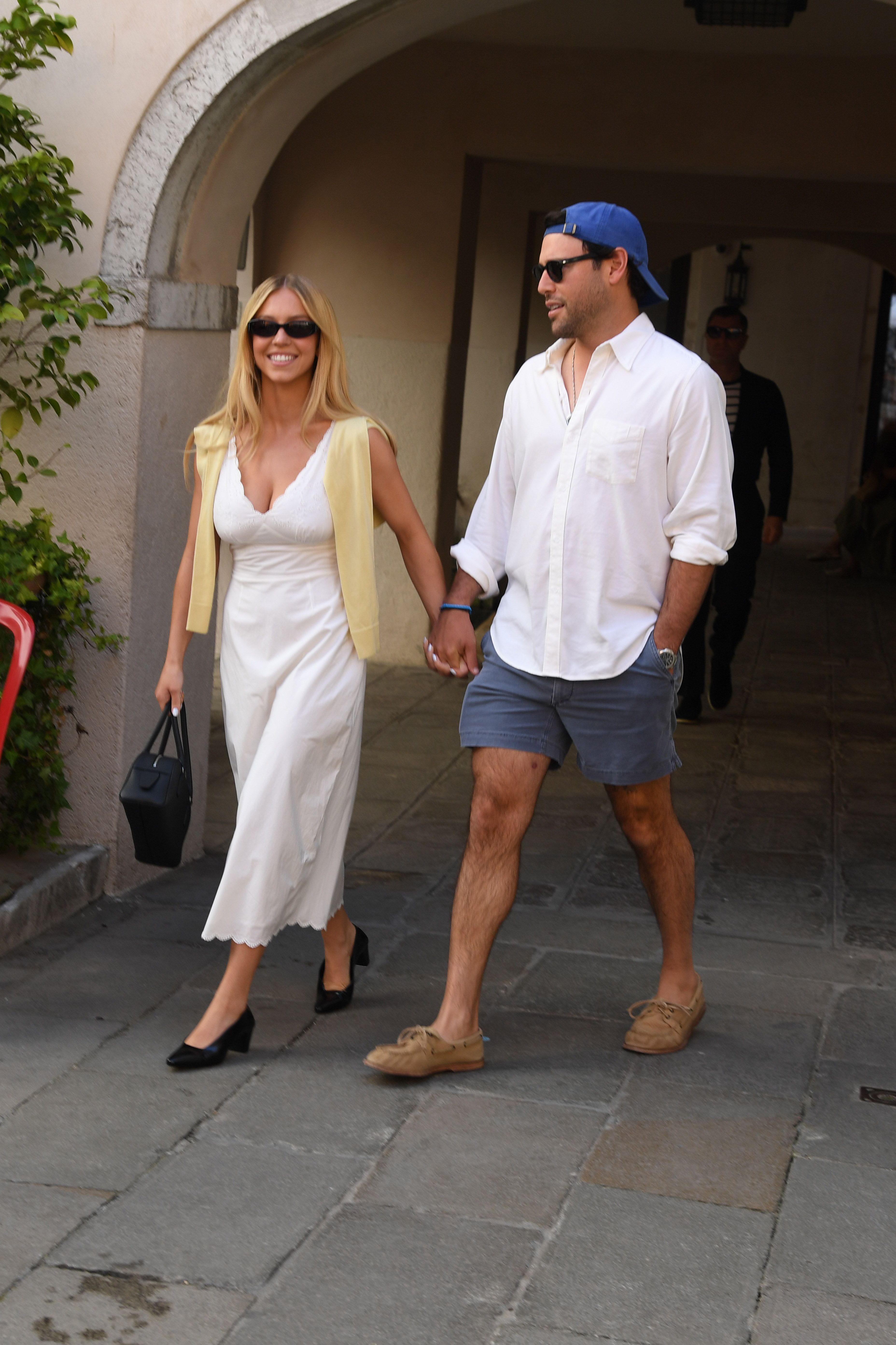 Sydney Sweeney y Scooter Braun pasean su amor por Venecia