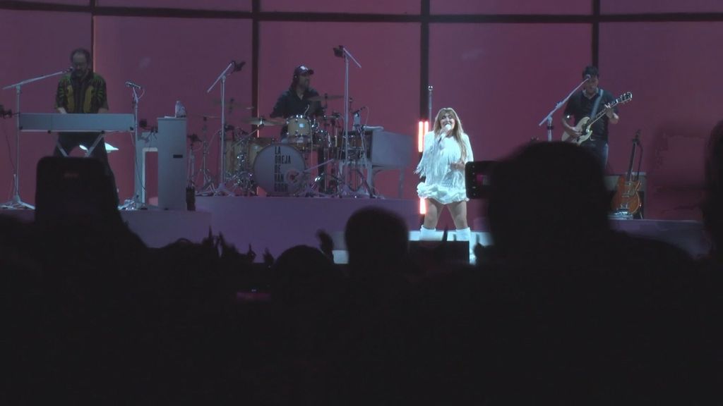 La Oreja de Van Gogh hizo vibrar el Roig Arena con un espectáculo repleto de grandes éxitos