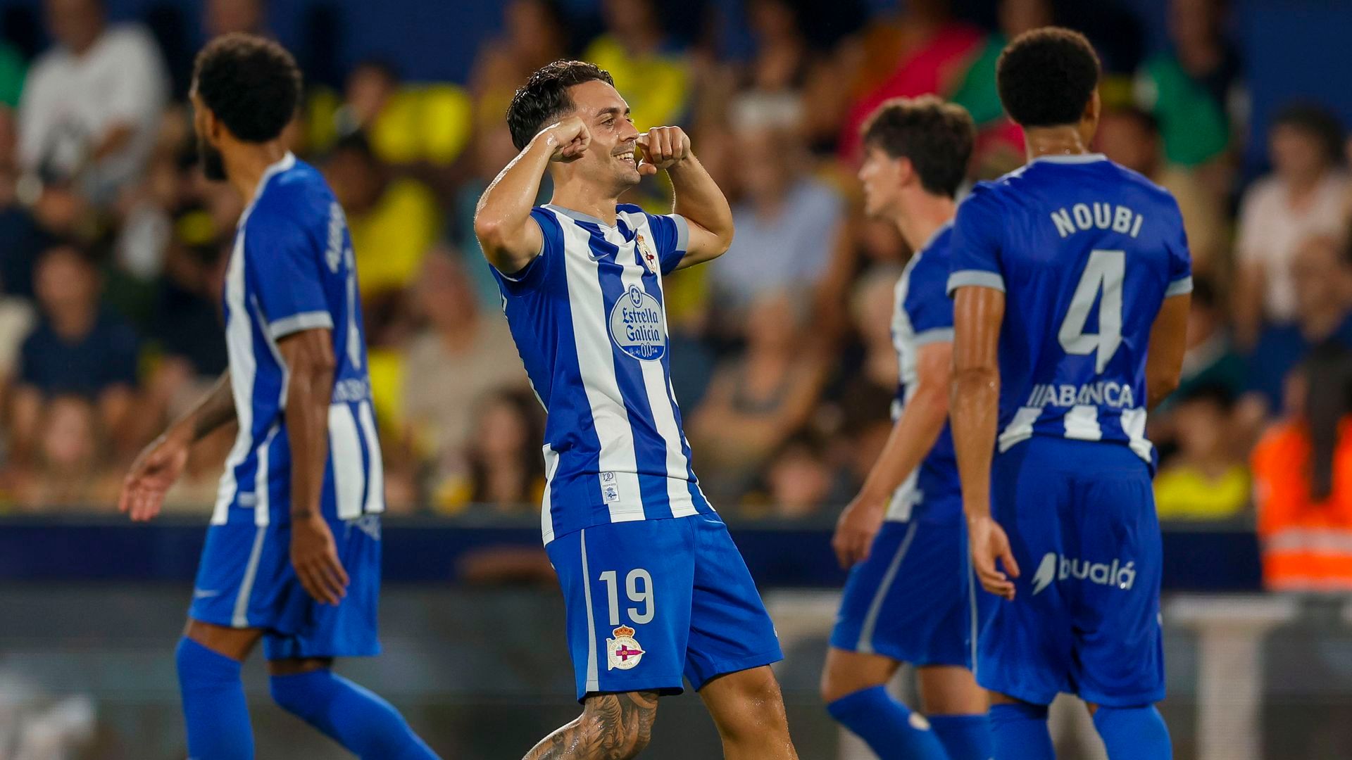 Luismi Cruz celebra su gol en el Villarreal-Dépor