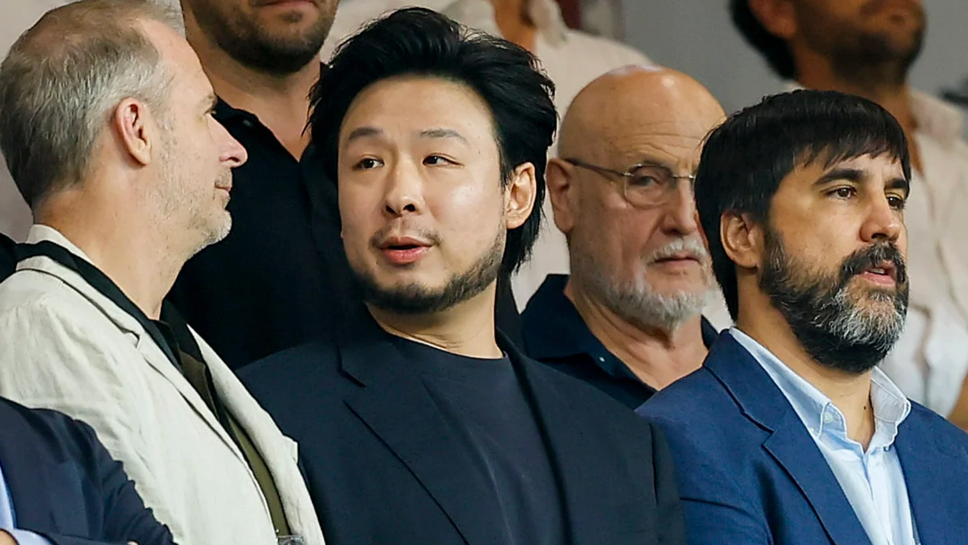 Kiat Lim en el palco de Mestalla Kiat Lim en el palco de Mestalla