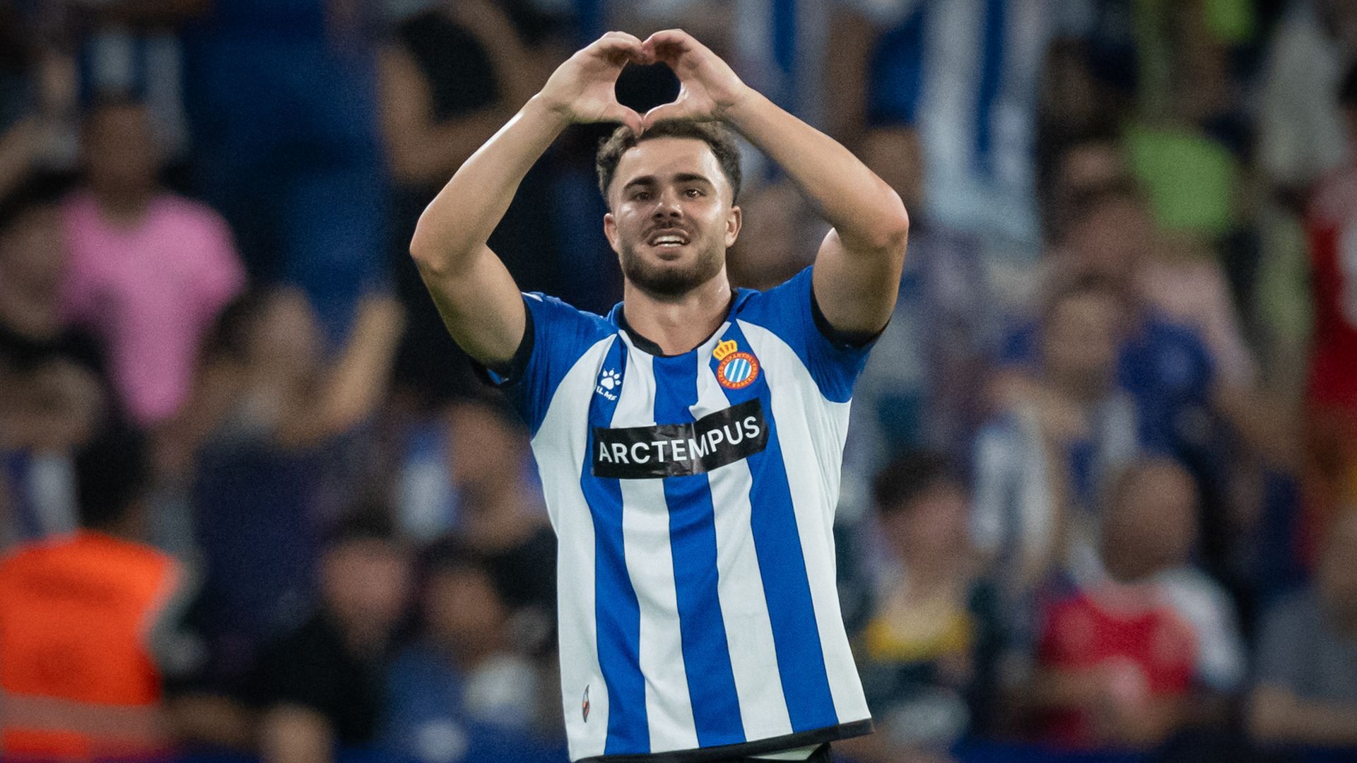Marcos Fernández, tras su gol al Sevilla. Marcos Fernández, tras su gol al Sevilla.
