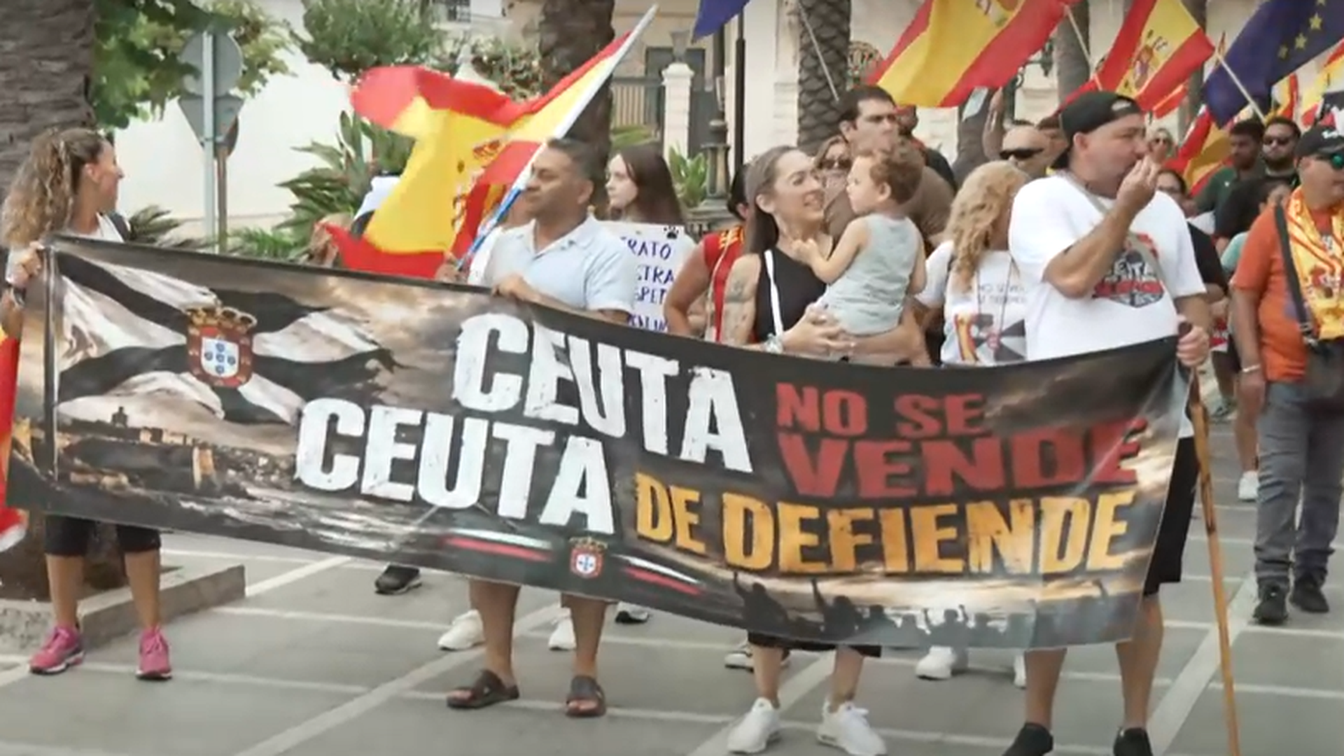 Nueva protesta en las calles de Ceuta contra la acogida de migrantes: piden la salida inmediata